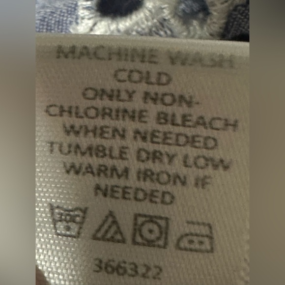 LOFT The Softened Shirt XL Blue Chambray Blouse Eyelet Lace Front Boho - Picture 6 of 9